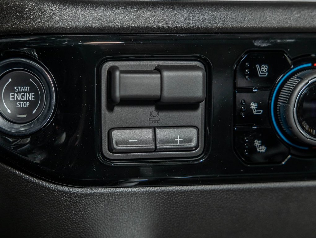 2026 Chevrolet Silverado 2500 HD in St-Jérôme, Quebec - 27 - w1024h768px