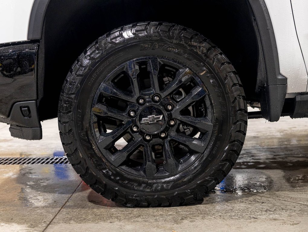 2026 Chevrolet Silverado 2500 HD in St-Jérôme, Quebec - 38 - w1024h768px