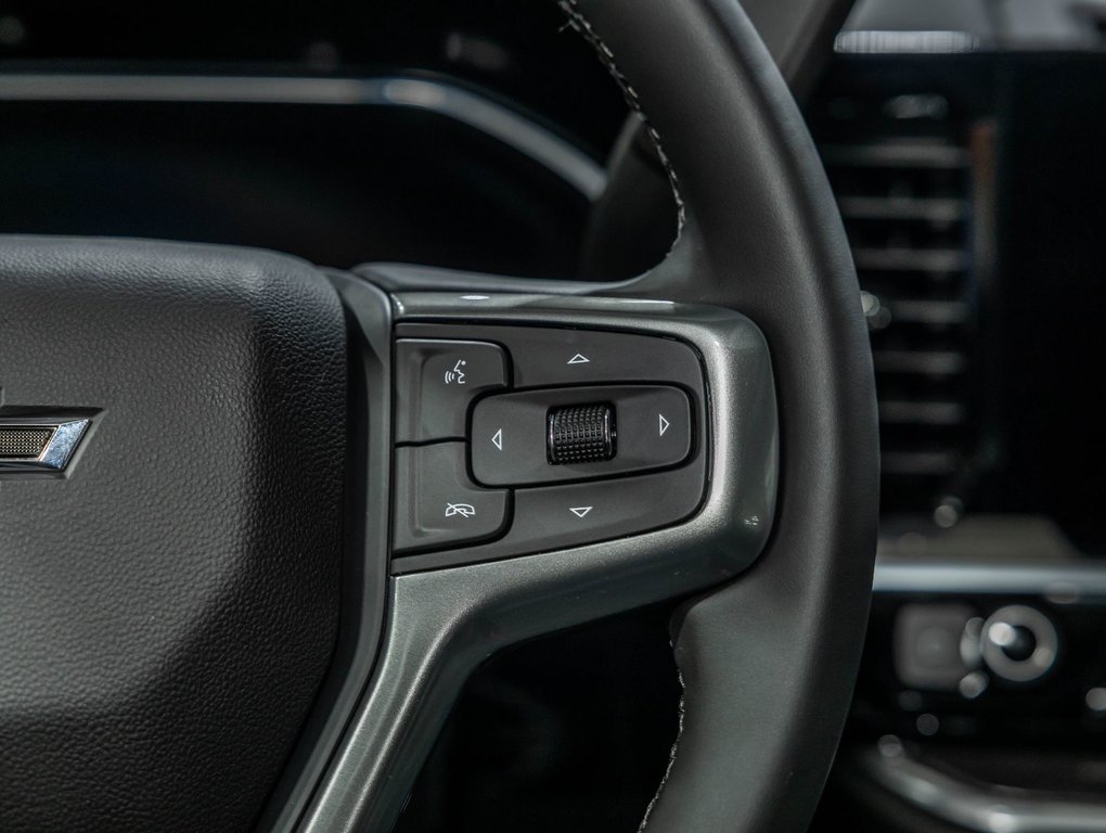 2026 Chevrolet Silverado 2500 HD in St-Jérôme, Quebec - 16 - w1024h768px