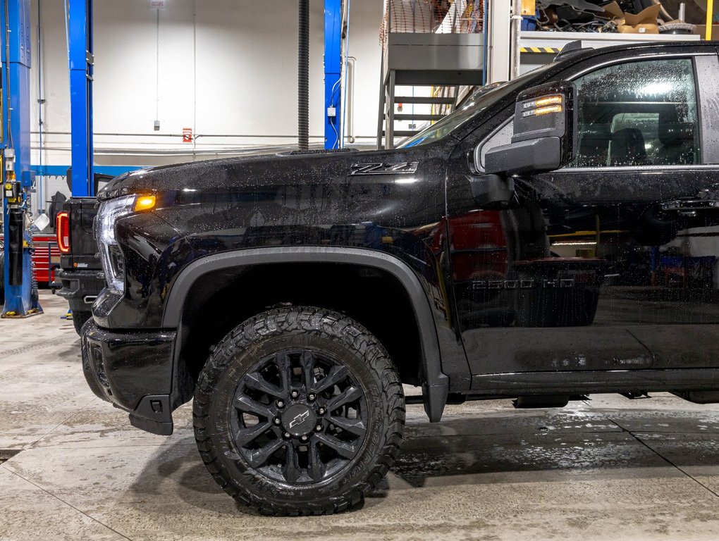 2026 Chevrolet Silverado 2500 HD in St-Jérôme, Quebec - 35 - w1024h768px