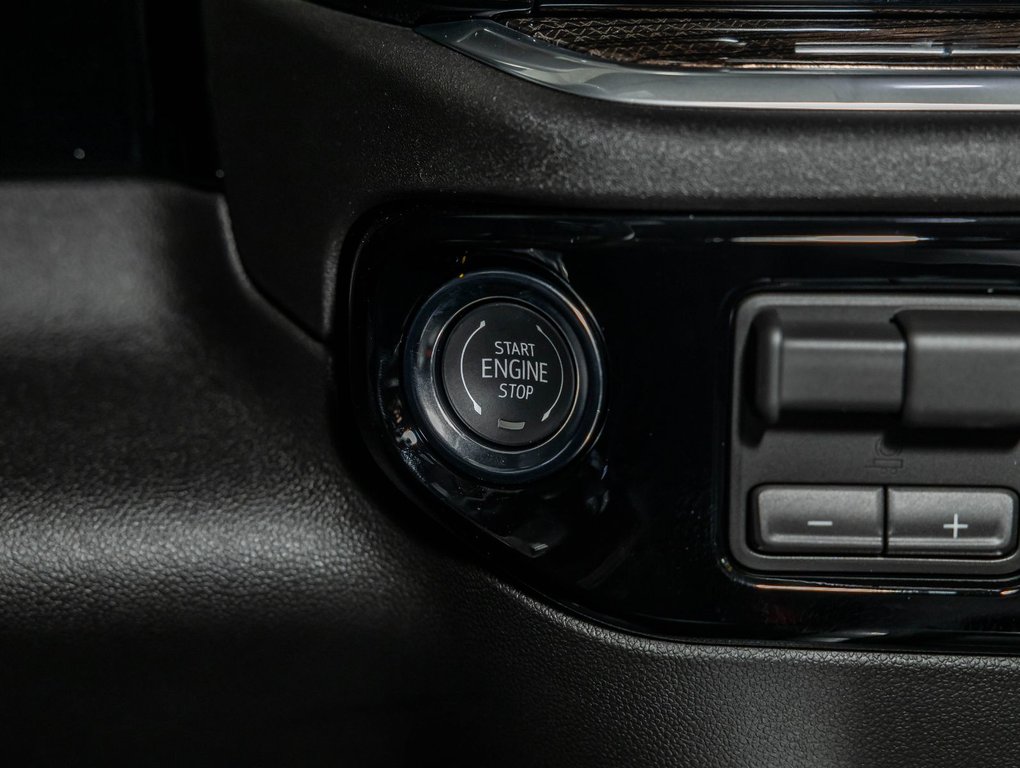 2026 Chevrolet Silverado 2500 HD in St-Jérôme, Quebec - 20 - w1024h768px