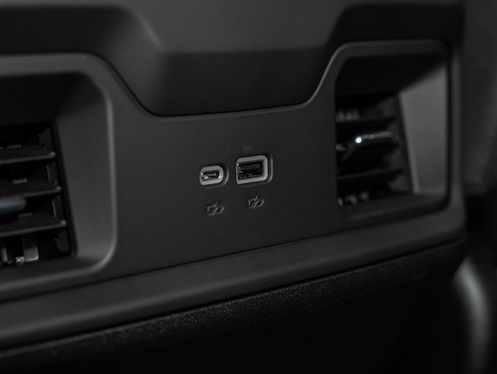 2026 Chevrolet Silverado 2500 HD in St-Jérôme, Quebec - 32 - w1024h768px