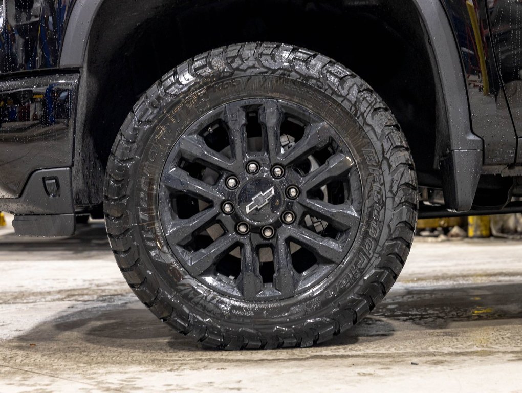 2026 Chevrolet Silverado 2500 HD in St-Jérôme, Quebec - 36 - w1024h768px