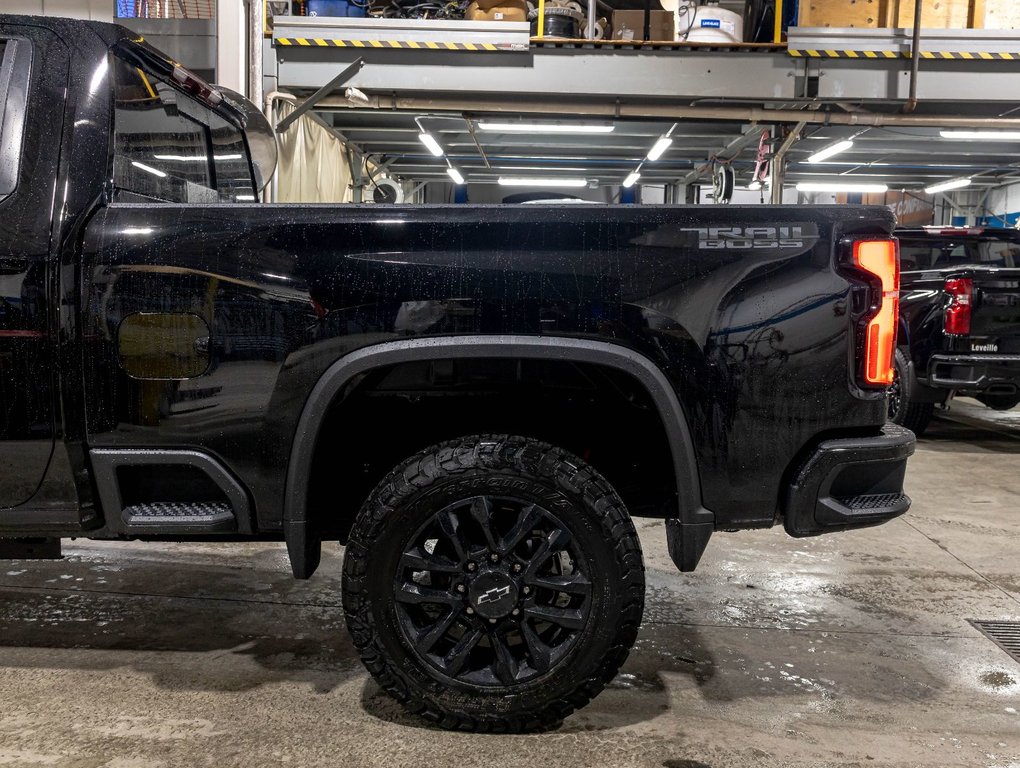 2026 Chevrolet Silverado 2500 HD in St-Jérôme, Quebec - 34 - w1024h768px