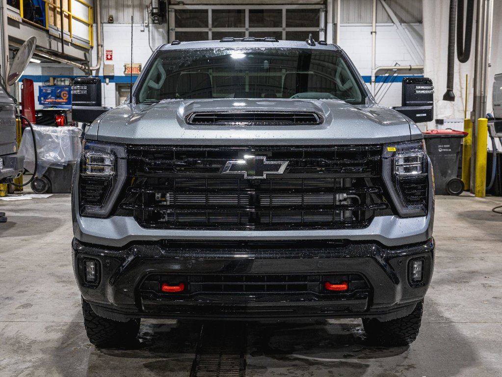 2026 Chevrolet Silverado 2500 HD in St-Jérôme, Quebec - 2 - w1024h768px