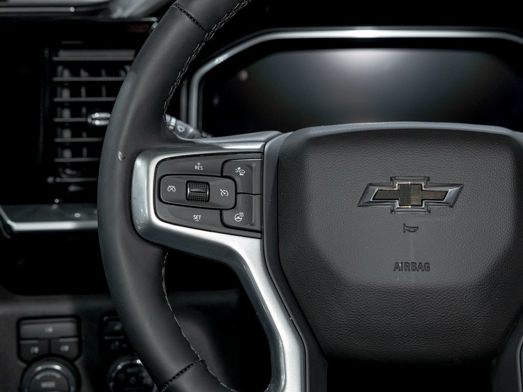 2026 Chevrolet Silverado 2500 HD in St-Jérôme, Quebec - 15 - w1024h768px