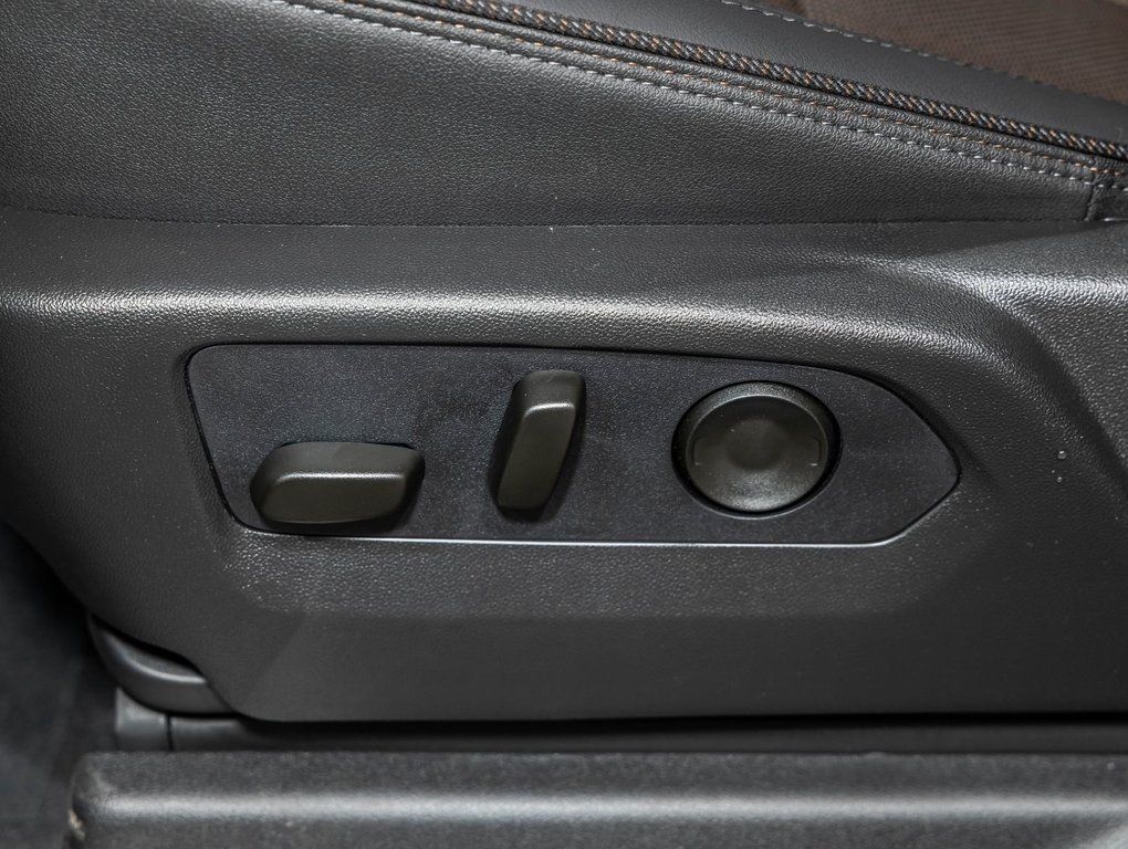 2026 Chevrolet Silverado 2500 HD in St-Jérôme, Quebec - 29 - w1024h768px