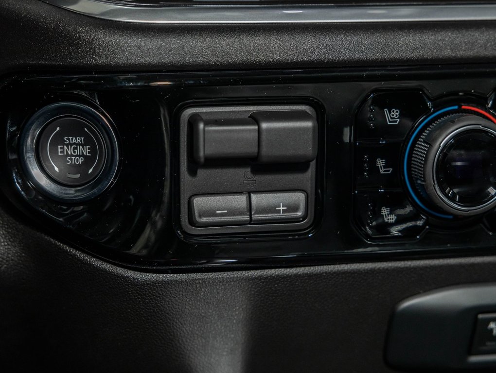 2026 Chevrolet Silverado 2500 HD in St-Jérôme, Quebec - 27 - w1024h768px