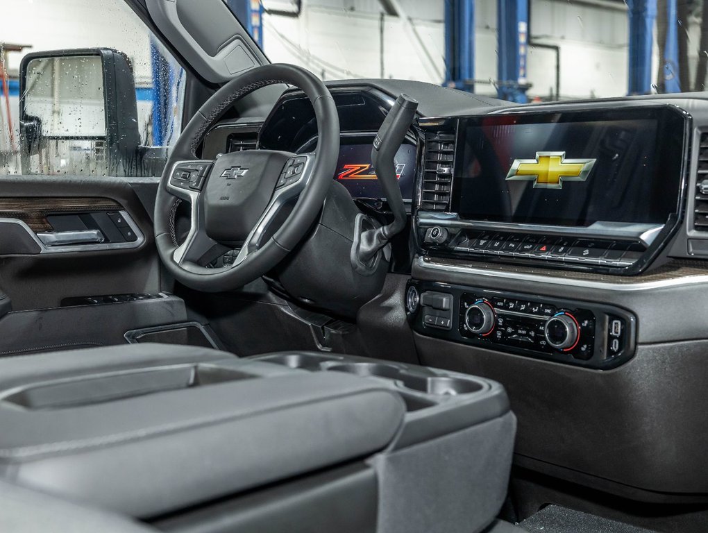Chevrolet Silverado 2500 HD  2026 à St-Jérôme, Québec - 30 - w1024h768px