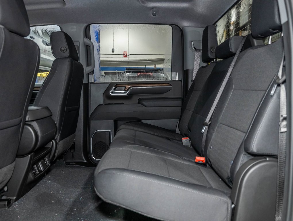 Chevrolet Silverado 2500 HD  2026 à St-Jérôme, Québec - 31 - w1024h768px
