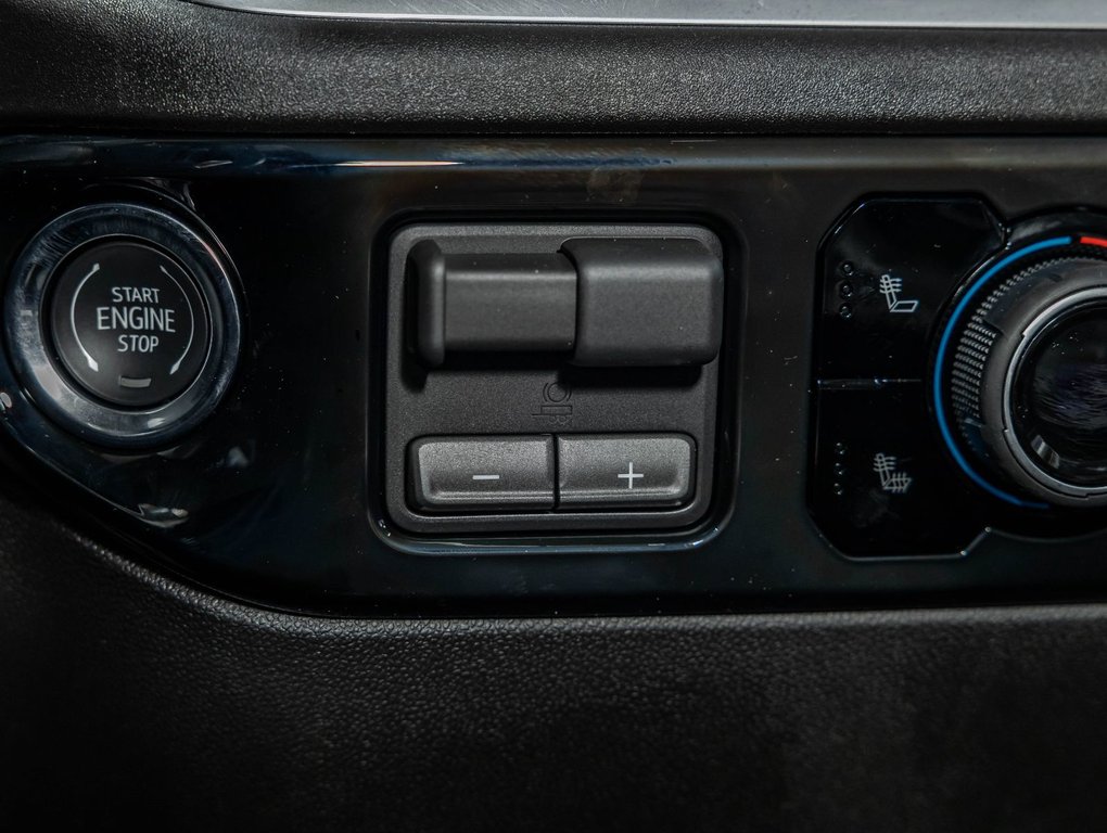 Chevrolet Silverado 2500 HD  2026 à St-Jérôme, Québec - 25 - w1024h768px