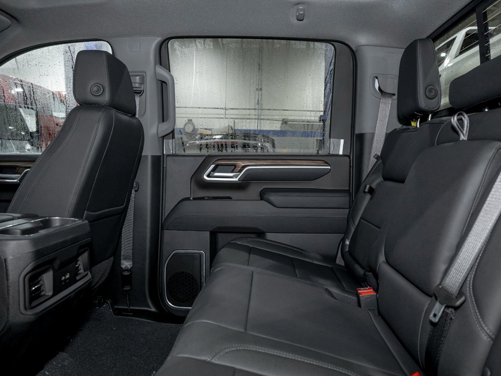 2026 Chevrolet Silverado 2500 HD in St-Jérôme, Quebec - 31 - w1024h768px