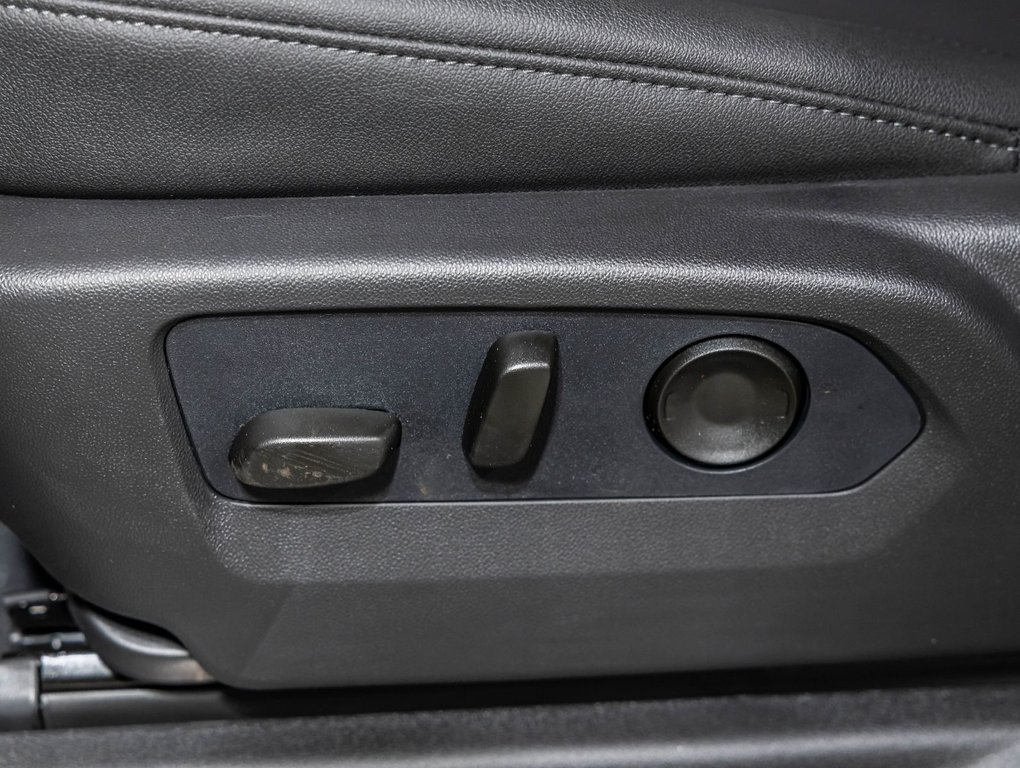 2026 Chevrolet Silverado 2500 HD in St-Jérôme, Quebec - 27 - w1024h768px