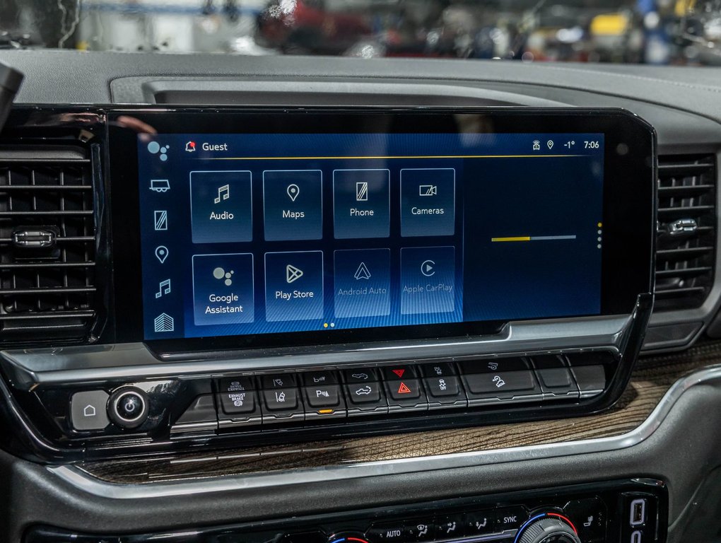 2026 Chevrolet Silverado 2500 HD in St-Jérôme, Quebec - 18 - w1024h768px