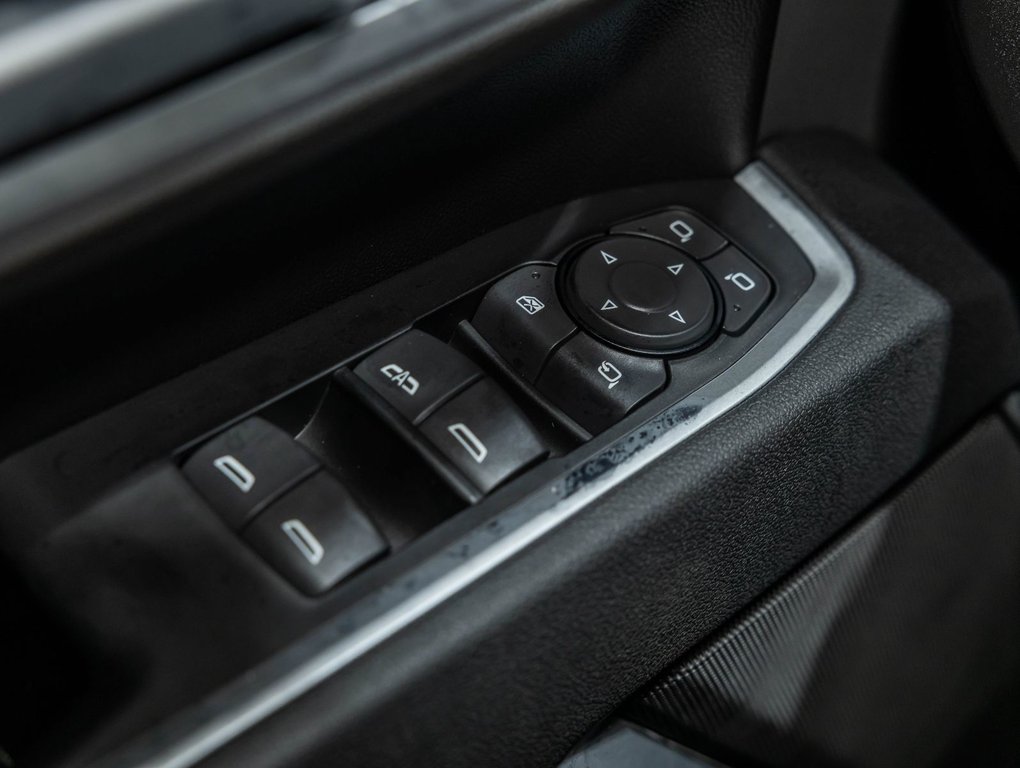 2026 Chevrolet Silverado 2500 HD in St-Jérôme, Quebec - 29 - w1024h768px