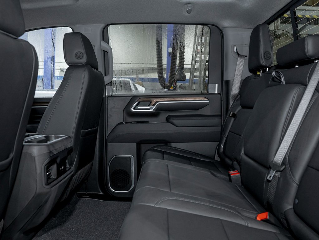 2026 Chevrolet Silverado 2500 HD in St-Jérôme, Quebec - 31 - w1024h768px