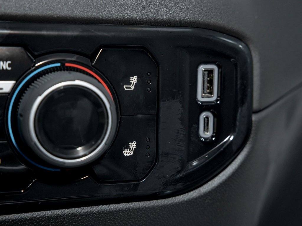 2026 Chevrolet Silverado 2500 HD in St-Jérôme, Quebec - 22 - w1024h768px