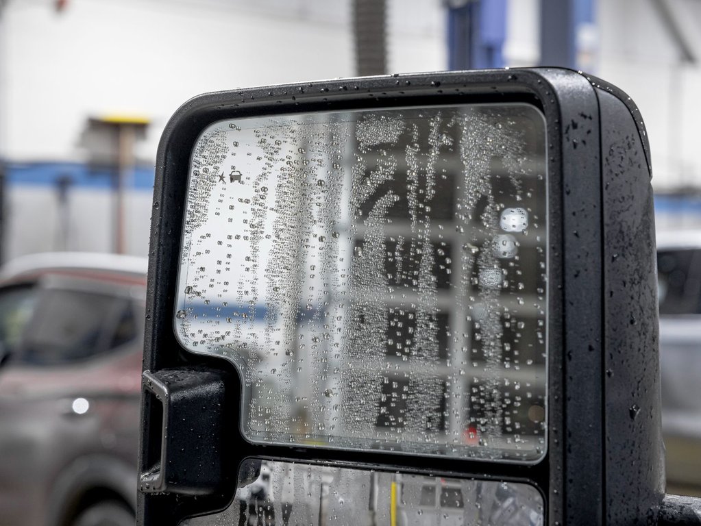 2026 Chevrolet Silverado 2500 HD in St-Jérôme, Quebec - 33 - w1024h768px