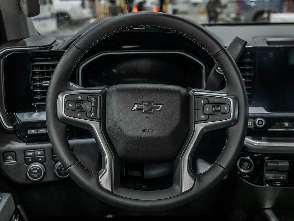 2026 Chevrolet Silverado 2500 HD in St-Jérôme, Quebec - 13 - w1024h768px