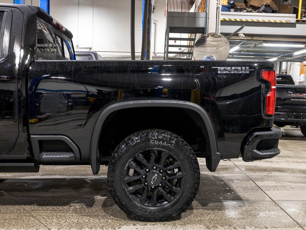 2026 Chevrolet Silverado 2500 HD in St-Jérôme, Quebec - 36 - w1024h768px