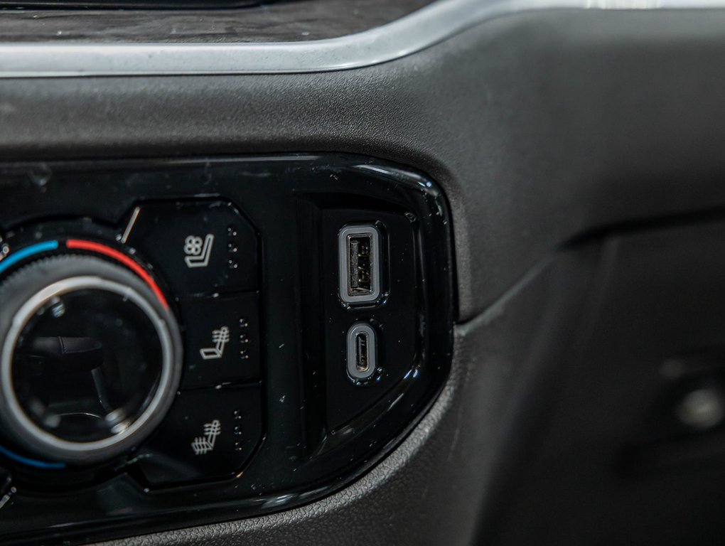 2026 Chevrolet Silverado 2500 HD in St-Jérôme, Quebec - 31 - w1024h768px