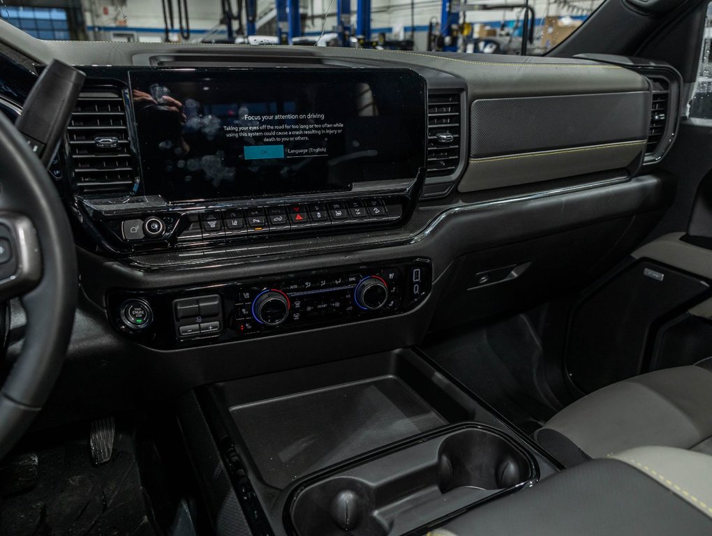 Chevrolet Silverado 2500 HD  2026 à St-Jérôme, Québec - 22 - w1024h768px