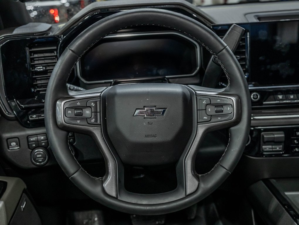 Chevrolet Silverado 2500 HD  2026 à St-Jérôme, Québec - 13 - w1024h768px