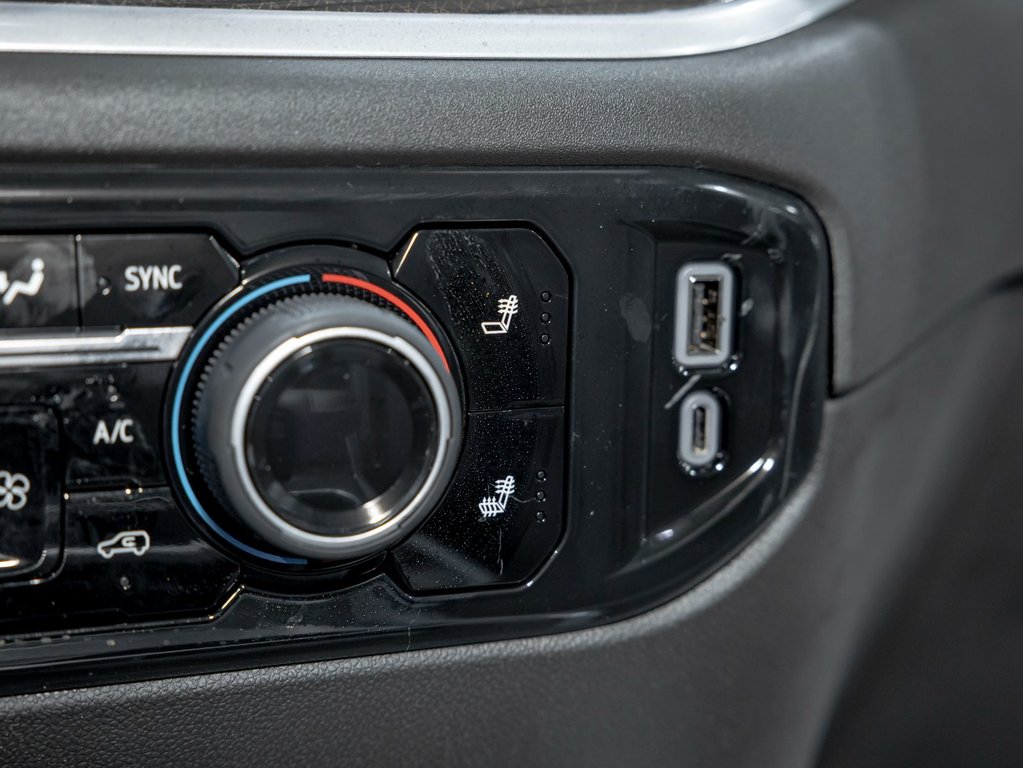 2026 Chevrolet Silverado 2500 HD in St-Jérôme, Quebec - 23 - w1024h768px