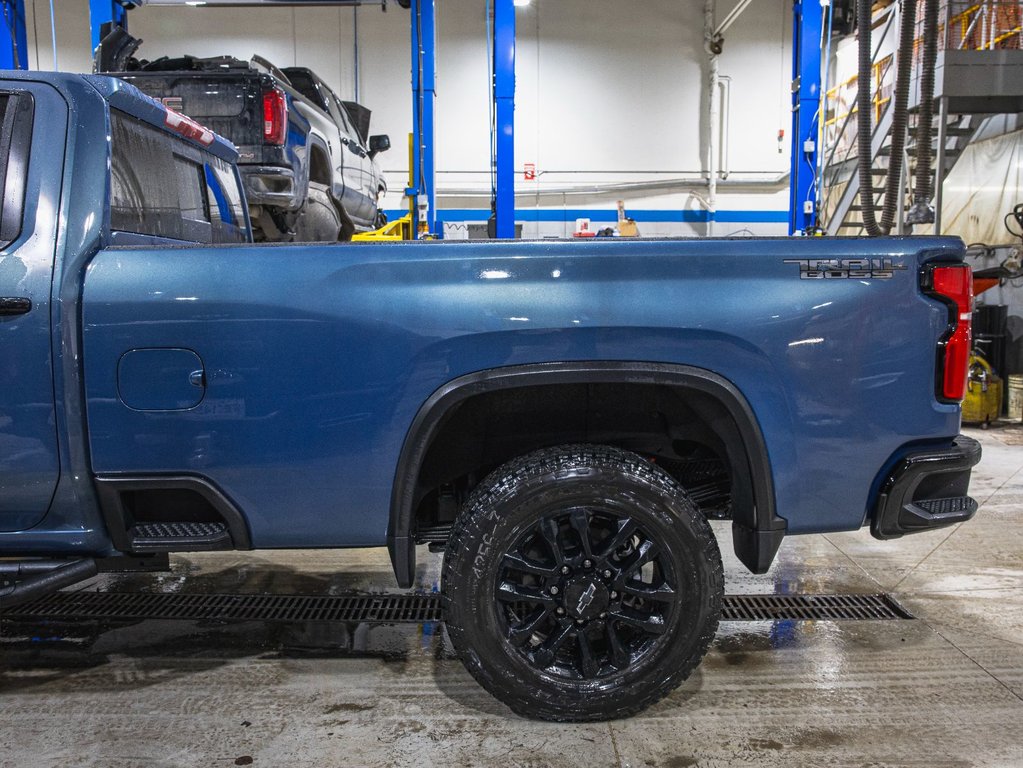 2026 Chevrolet Silverado 2500 HD in St-Jérôme, Quebec - 35 - w1024h768px