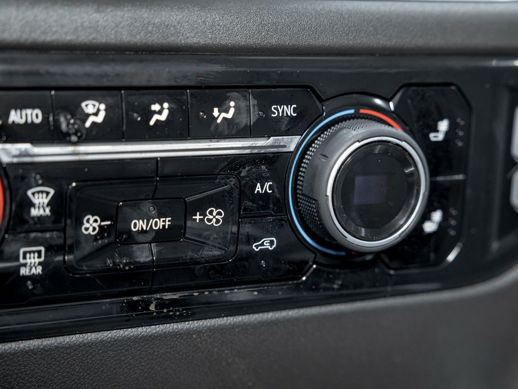 2026 Chevrolet Silverado 2500 HD in St-Jérôme, Quebec - 24 - w1024h768px