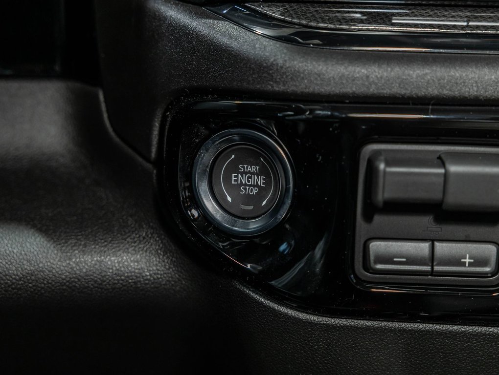 2026 Chevrolet Silverado 2500 HD in St-Jérôme, Quebec - 23 - w1024h768px