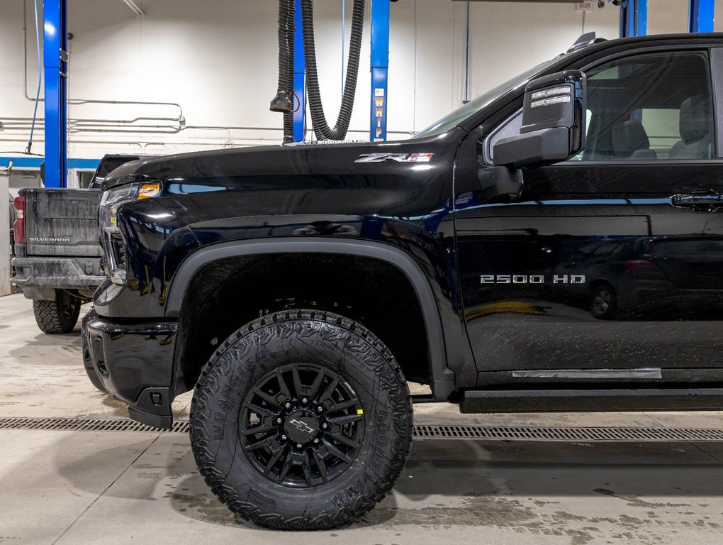 2026 Chevrolet Silverado 2500 HD in St-Jérôme, Quebec - 39 - w1024h768px
