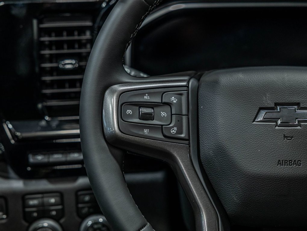 2026 Chevrolet Silverado 2500 HD in St-Jérôme, Quebec - 15 - w1024h768px