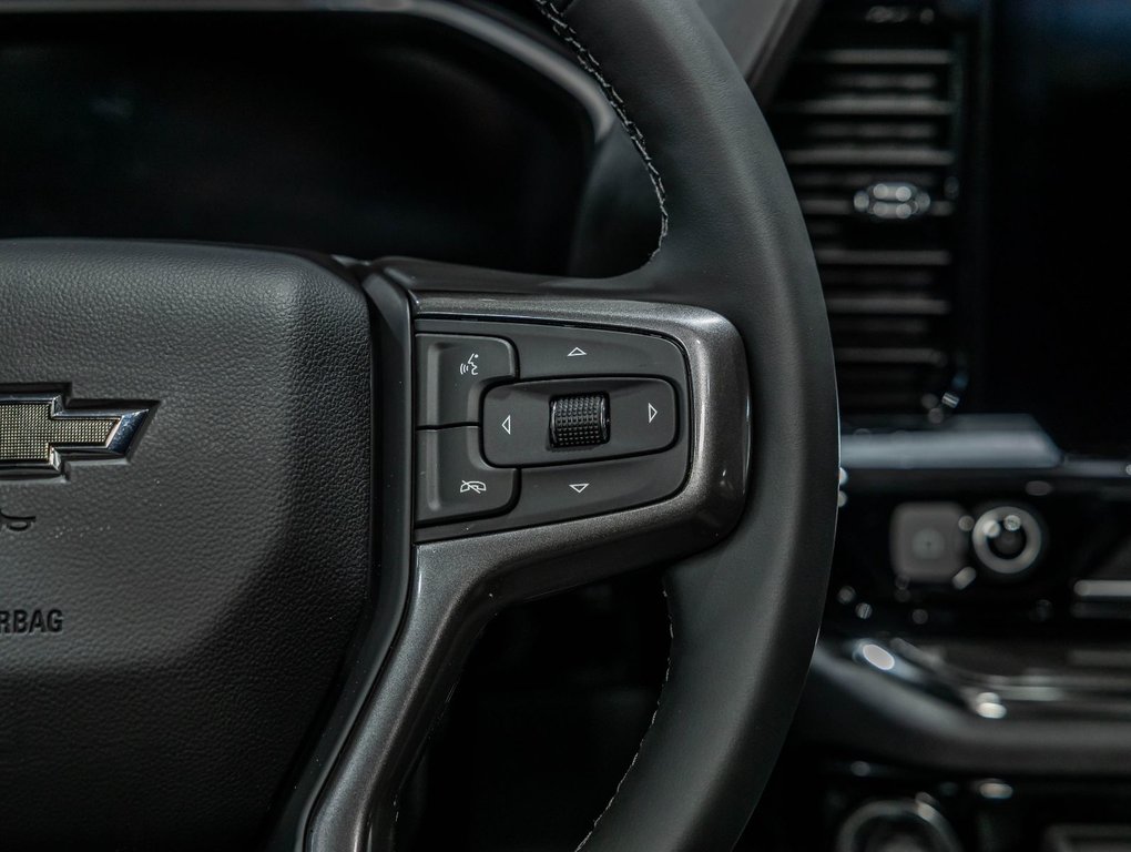 2026 Chevrolet Silverado 2500 HD in St-Jérôme, Quebec - 16 - w1024h768px