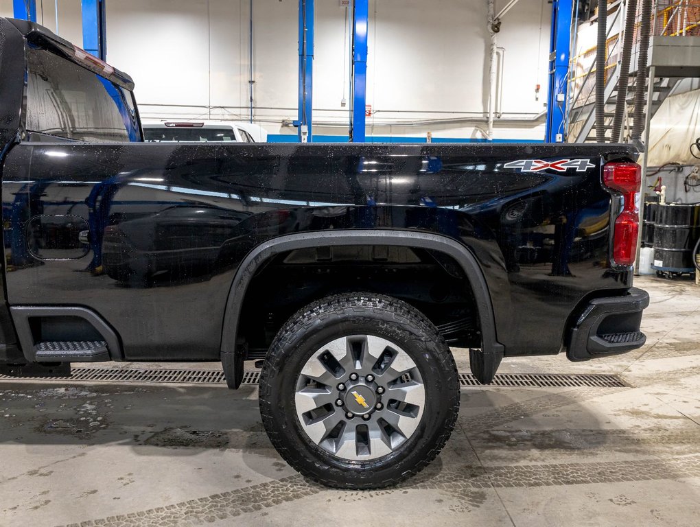 2026 Chevrolet Silverado 2500 HD in St-Jérôme, Quebec - 32 - w1024h768px