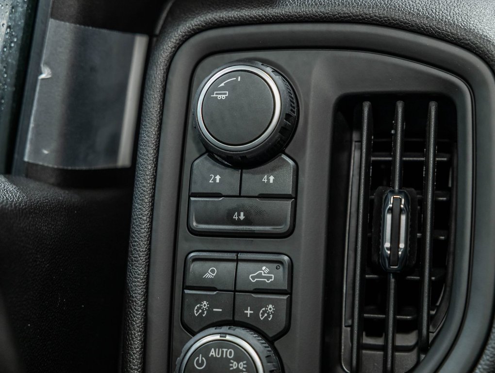 2026 Chevrolet Silverado 2500 HD in St-Jérôme, Quebec - 22 - w1024h768px