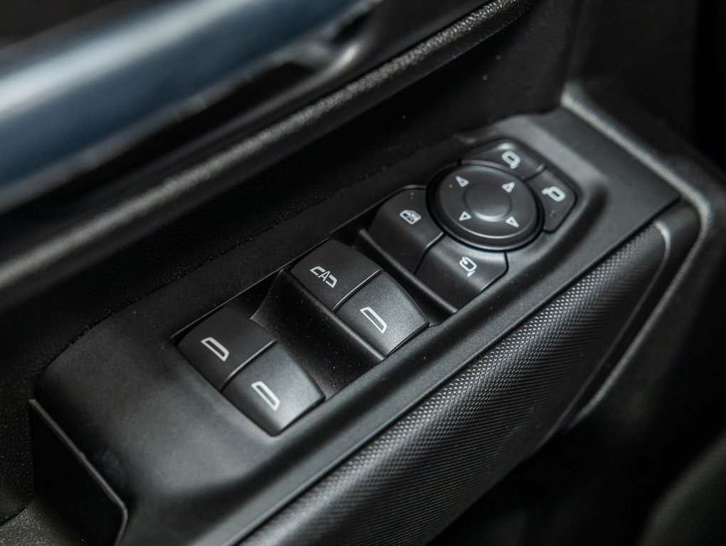 2026 Chevrolet Silverado 2500 HD in St-Jérôme, Quebec - 25 - w1024h768px