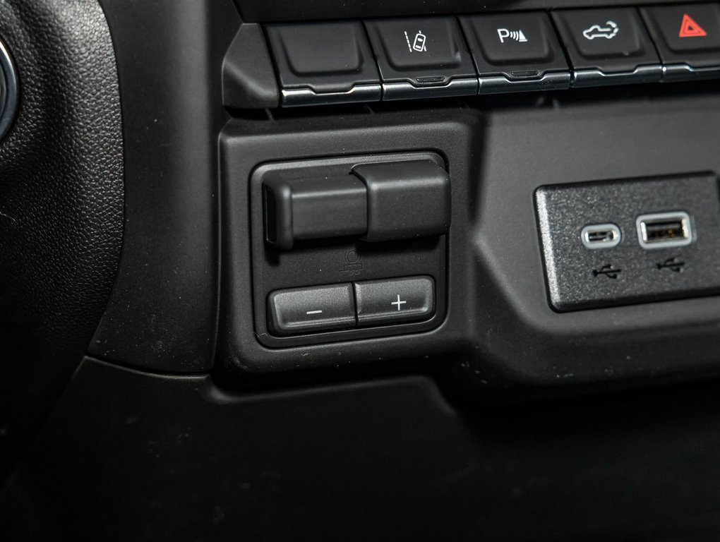 2026 Chevrolet Silverado 2500 HD in St-Jérôme, Quebec - 23 - w1024h768px