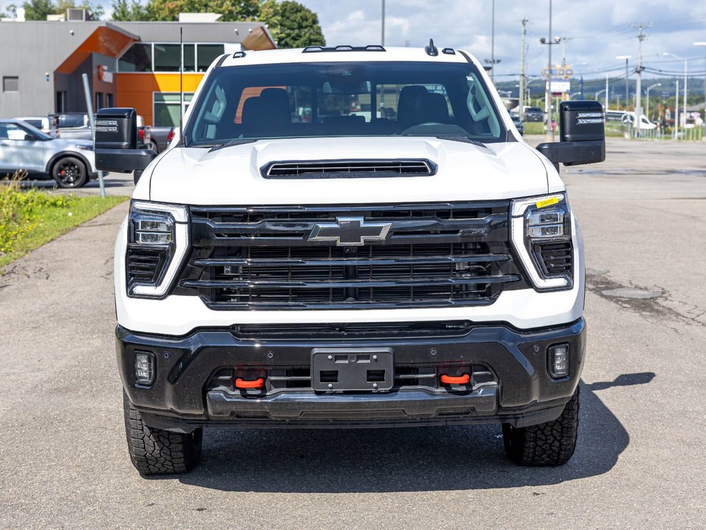 2026 Chevrolet Silverado 2500 HD in St-Jérôme, Quebec - 2 - w1024h768px