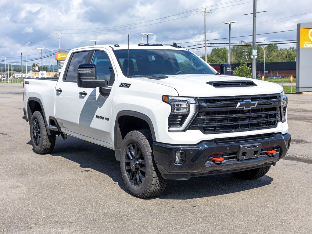 2026 Chevrolet Silverado 2500 HD in St-Jérôme, Quebec - 10 - w1024h768px