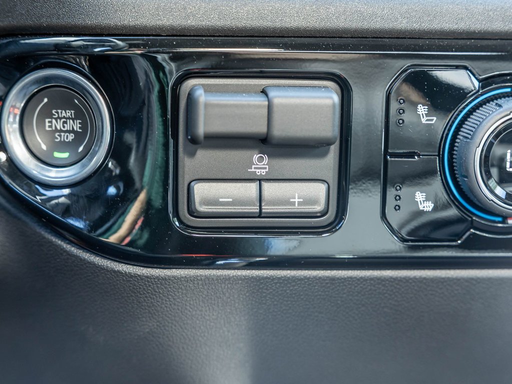 2026 Chevrolet Silverado 2500 HD in St-Jérôme, Quebec - 23 - w1024h768px