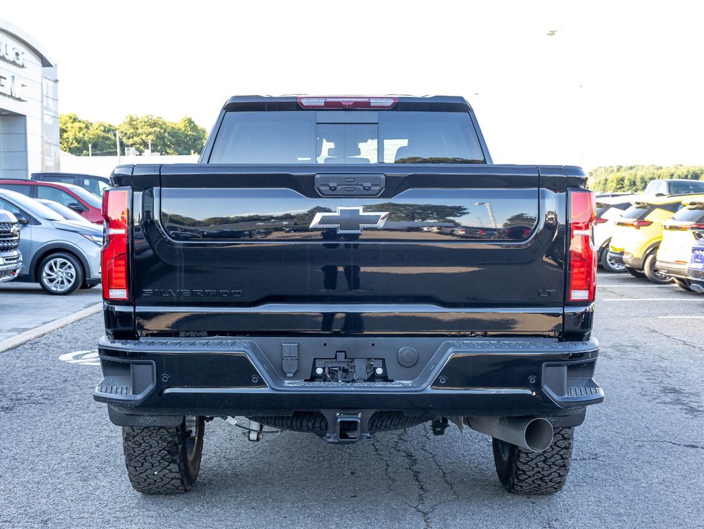 Chevrolet Silverado 2500 HD  2026 à St-Jérôme, Québec - 8 - w1024h768px