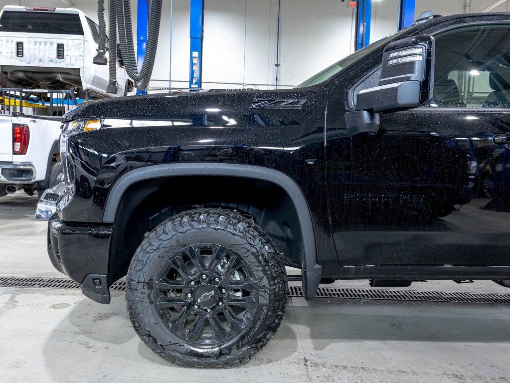 2026 Chevrolet Silverado 2500 HD in St-Jérôme, Quebec - 35 - w1024h768px