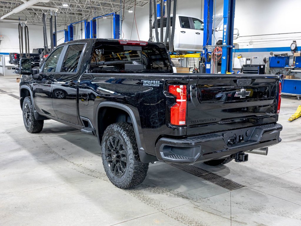 2026 Chevrolet Silverado 2500 HD in St-Jérôme, Quebec - 6 - w1024h768px