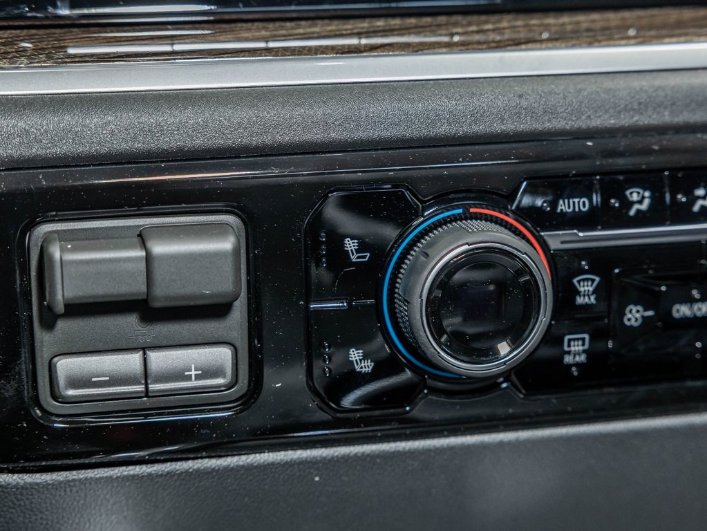 2026 Chevrolet Silverado 2500 HD in St-Jérôme, Quebec - 23 - w1024h768px