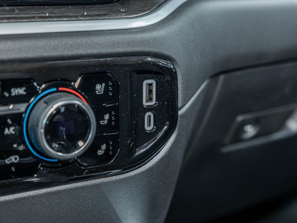 Chevrolet Silverado 2500 HD  2026 à St-Jérôme, Québec - 31 - w1024h768px