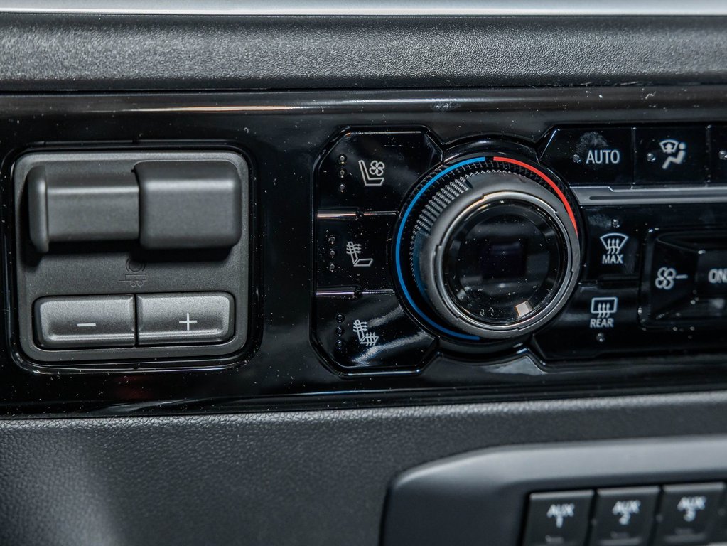 2026 Chevrolet Silverado 2500 HD in St-Jérôme, Quebec - 24 - w1024h768px