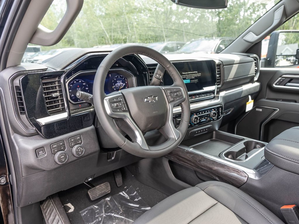 2026 Chevrolet Silverado 2500 HD in St-Jérôme, Quebec - 12 - w1024h768px