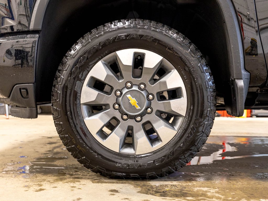 Chevrolet Silverado 2500 HD  2026 à St-Jérôme, Québec - 33 - w1024h768px