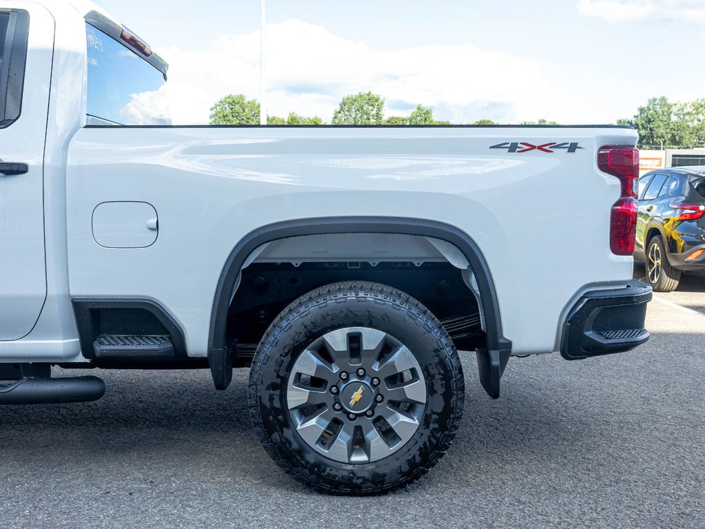 2026 Chevrolet Silverado 2500 HD in St-Jérôme, Quebec - 30 - w1024h768px
